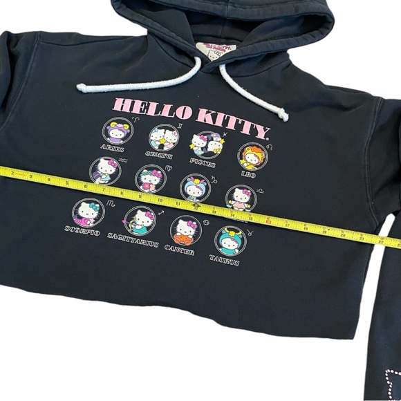 Hello Kitty Astrology Graphic Crop Hoodie - Picture 7 of 7